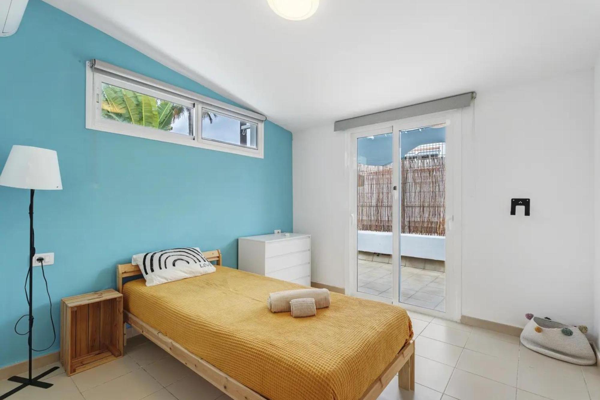 Child-Friendly, 3-Bedroom Apartment With Garden Near The Aqualand アデヘ エクステリア 写真