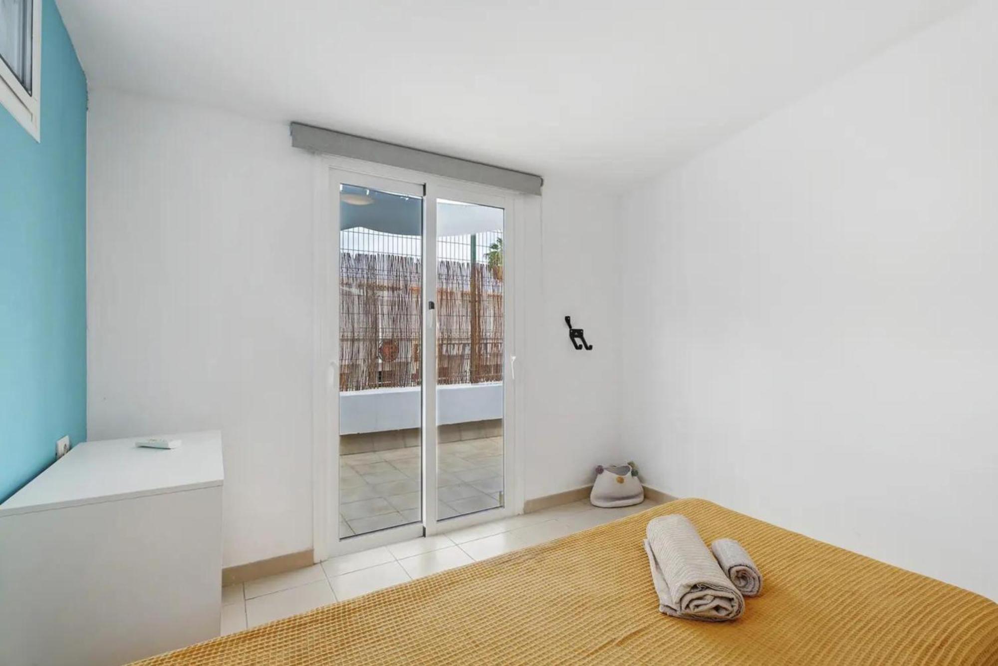 Child-Friendly, 3-Bedroom Apartment With Garden Near The Aqualand アデヘ エクステリア 写真